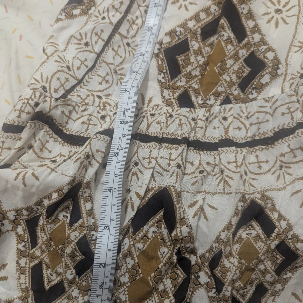 Free People Geometric Print Tunic - White and Gold - Picture 7 of 10